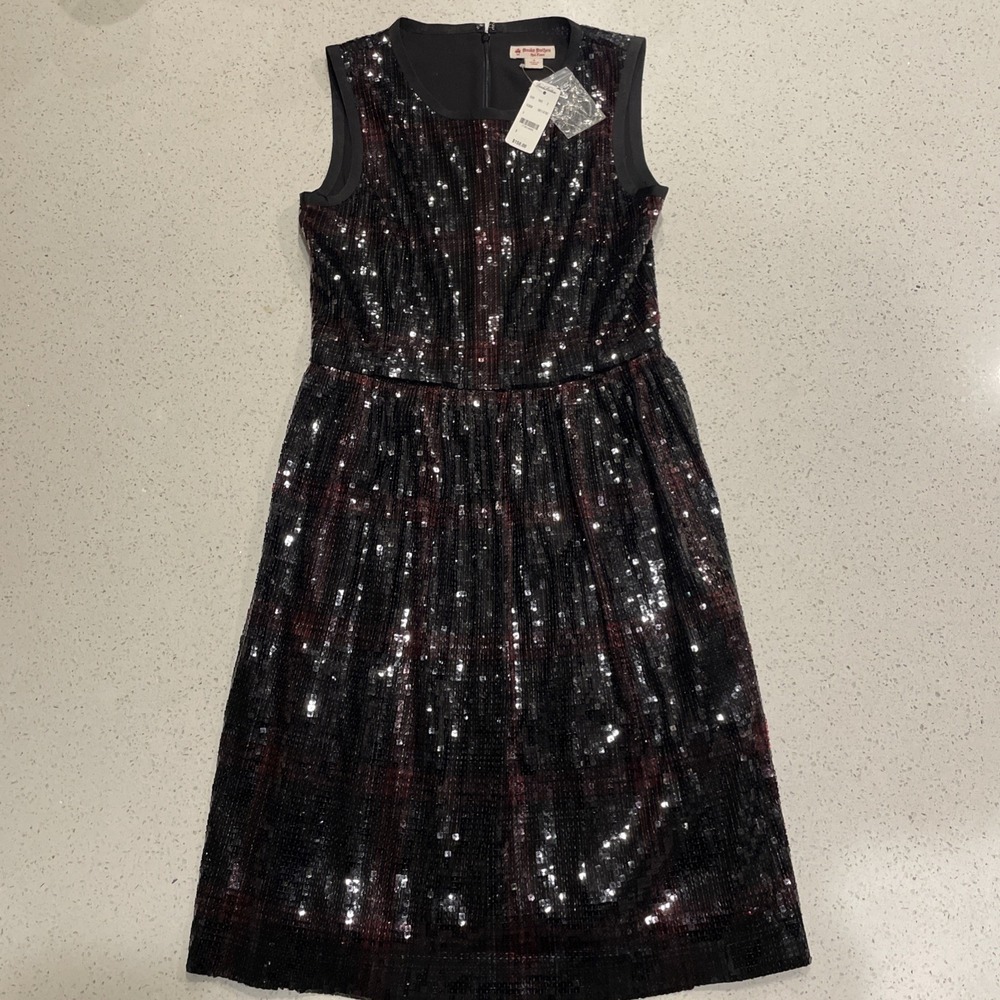 NWT Brooks Brothers Womens Size 2 Black Red Crew Neck Full Sequin Shift Dress